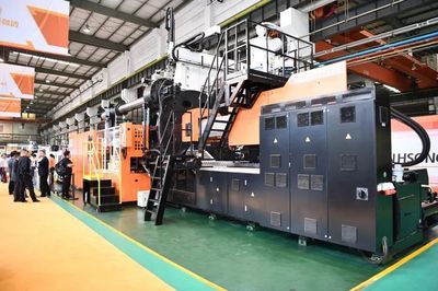 60年 用夢(mèng)想&ldquo;預(yù)見&rdquo;未來-慶祝震雄集團(tuán)2018年成立60周年_文化_網(wǎng)